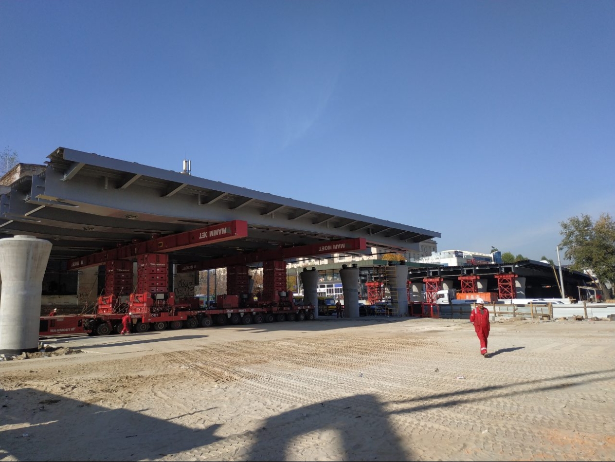 363 t Bridge Span Installation – Beresteiskyi Interchange
