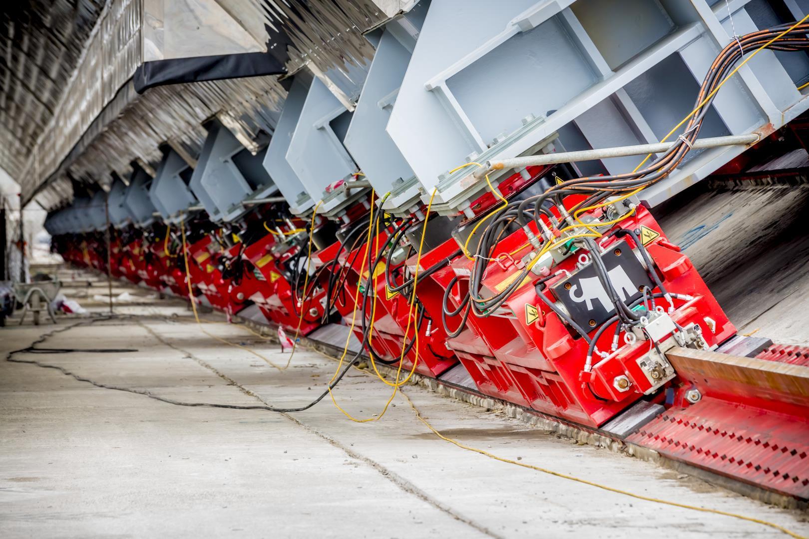 Custom Heavy Skidding Technology for a Nuclear Landmark