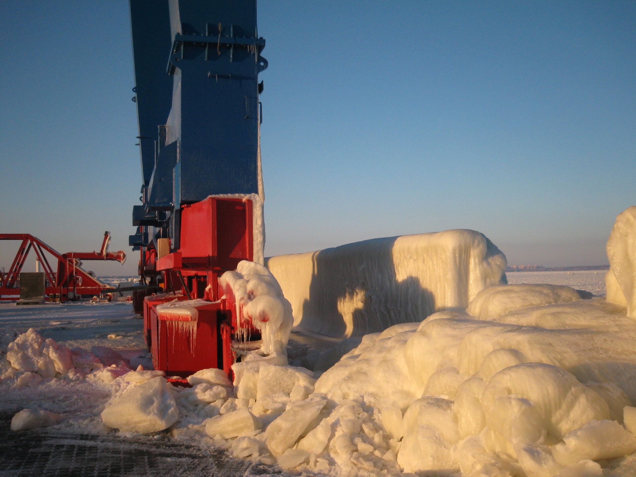 Port Crane Assembly & Heavy Lift Operations – Port of Odesa