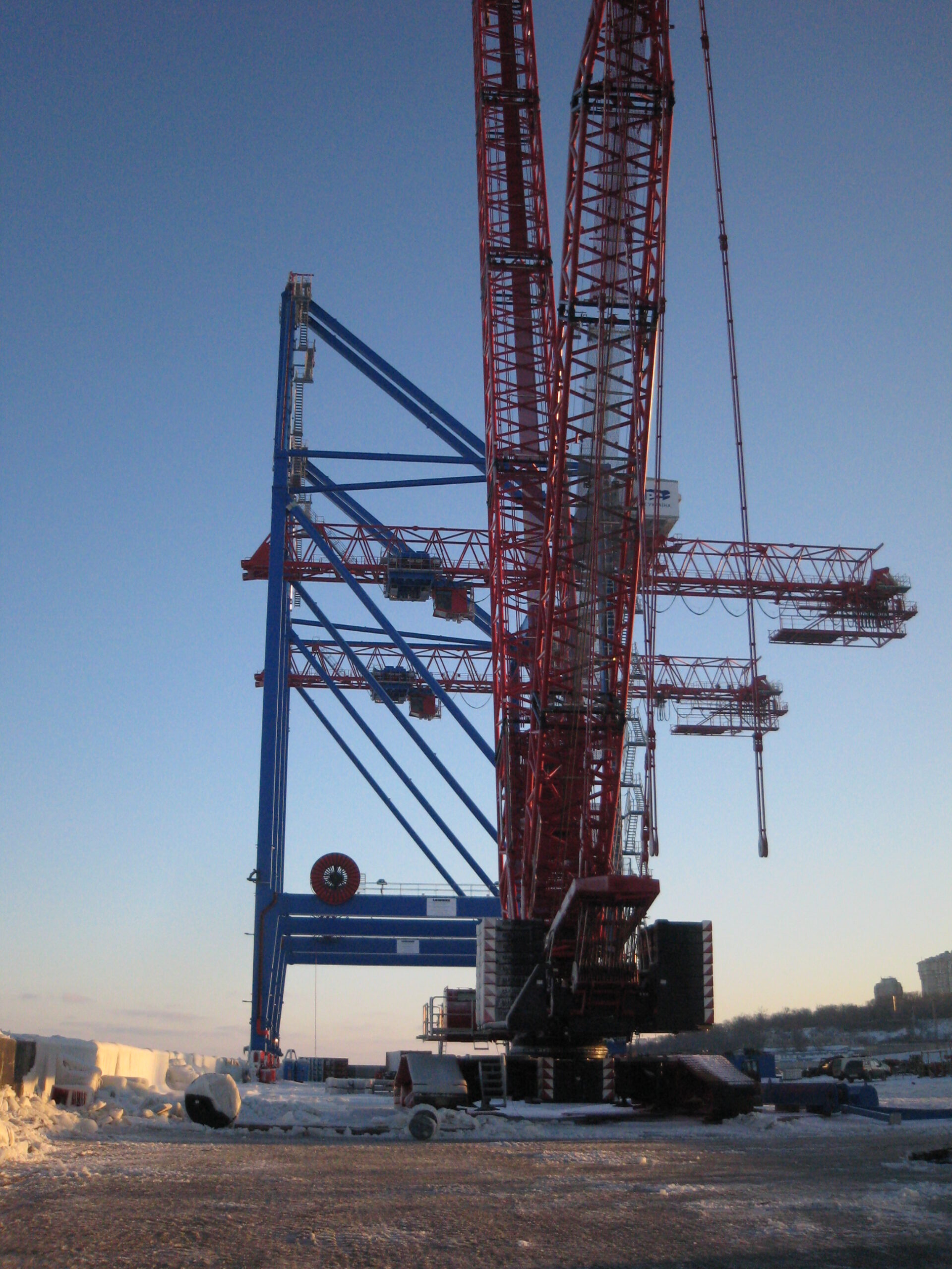 Port Crane Assembly & Heavy Lift Operations – Port of Odesa